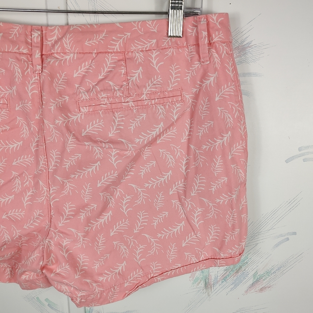 Old Navy Everyday 3" Shorts 8 - Picture 6 of 10